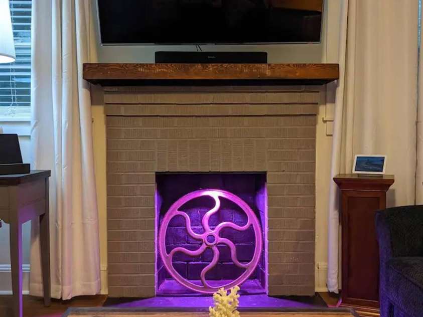 4033 Tyvola Road, Charlotte, NC 28208.  MLS# CAR4338292, YatesRealty ID 3952. 