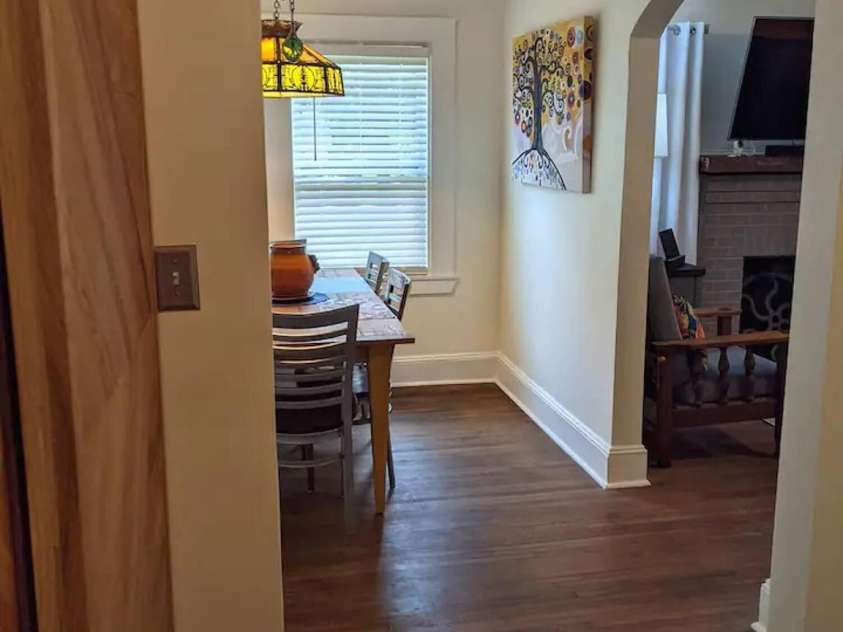 4033 Tyvola Road, Charlotte, NC 28208.  MLS# CAR4338292, YatesRealty ID 3952. 