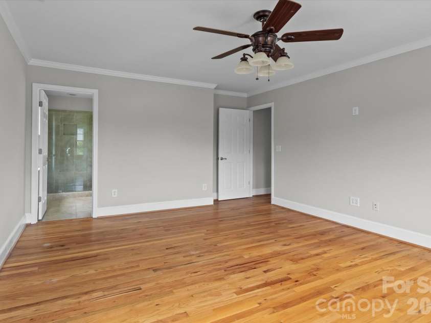 136 Summerchase Lane, Mooresville, NC 28117.  MLS# CAR4406653, YatesRealty ID 39521. 