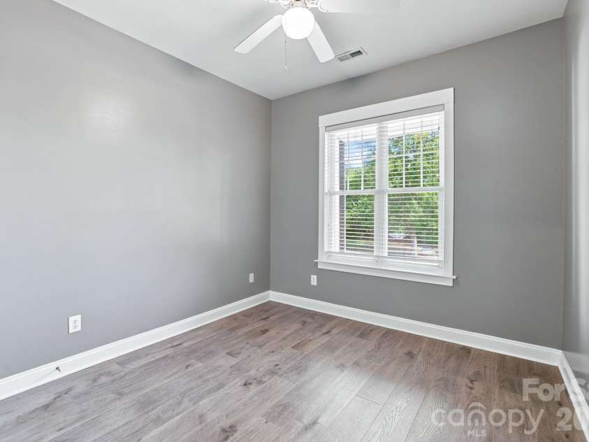11209 Blue Cedar Lane, Charlotte, NC 28277.  MLS# CAR4402724, YatesRealty ID 39522. 