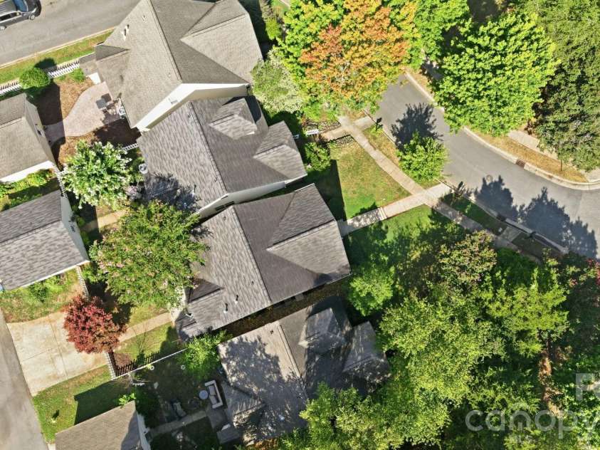 11209 Blue Cedar Lane, Charlotte, NC 28277.  MLS# CAR4402724, YatesRealty ID 39522. 