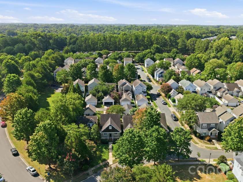 11209 Blue Cedar Lane, Charlotte, NC 28277.  MLS# CAR4402724, YatesRealty ID 39522. 