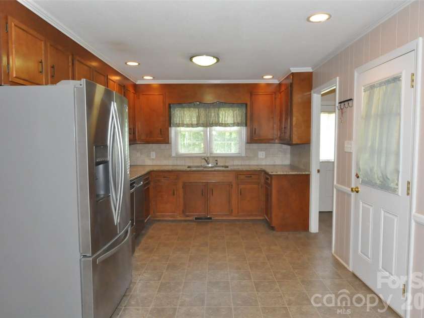 3693 Bethlehem Road, Blackstock, SC 29014.  MLS# CAR4383961, YatesRealty ID 39525. 