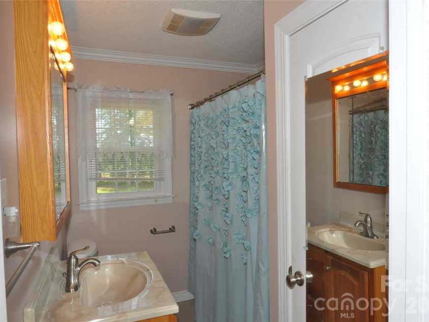 3693 Bethlehem Road, Blackstock, SC 29014.  MLS# CAR4383961, YatesRealty ID 39525. 