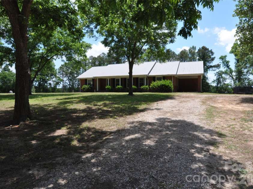 3693 Bethlehem Road, Blackstock, SC 29014.  MLS# CAR4383961, YatesRealty ID 39525. 