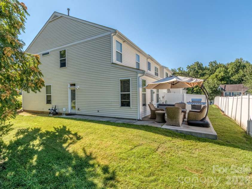 2126 Aston Mill Place, Charlotte, NC 28273.  MLS# CAR4404908, YatesRealty ID 39527. 