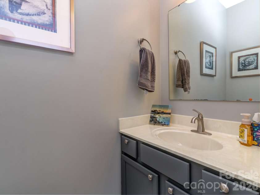 2126 Aston Mill Place, Charlotte, NC 28273.  MLS# CAR4404908, YatesRealty ID 39527. Half Bath Main Floor