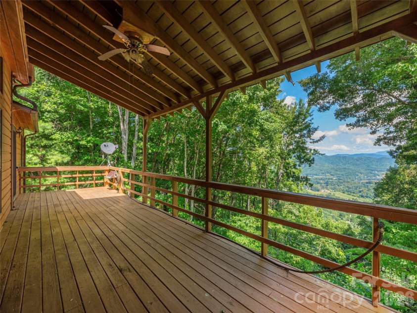 1575 Red Maple Drive, Waynesville, NC 28785.  MLS# CAR4397209, YatesRealty ID 39528. 