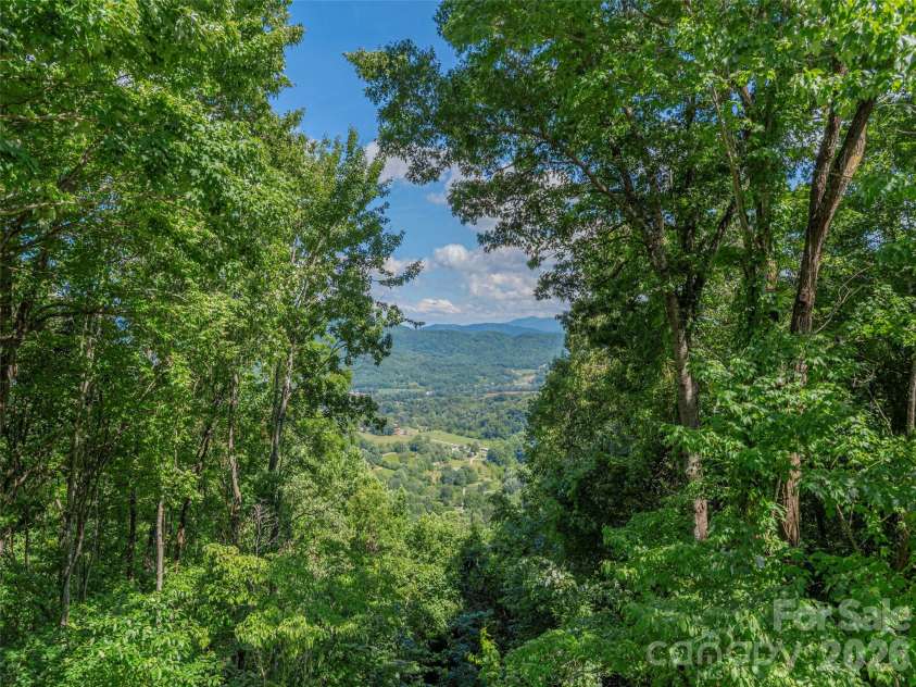 1575 Red Maple Drive, Waynesville, NC 28785.  MLS# CAR4397209, YatesRealty ID 39528. 