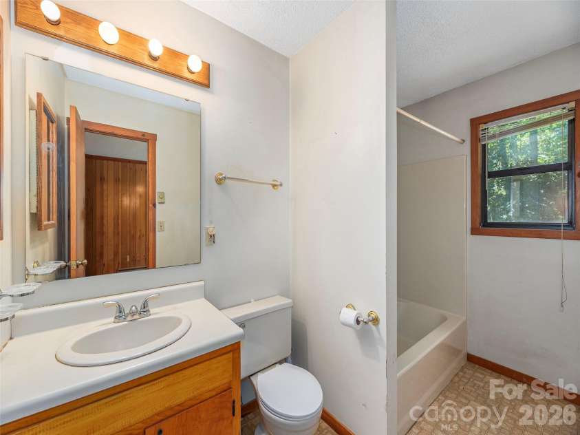 1575 Red Maple Drive, Waynesville, NC 28785.  MLS# CAR4397209, YatesRealty ID 39528. 