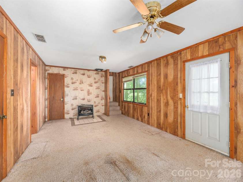 1575 Red Maple Drive, Waynesville, NC 28785.  MLS# CAR4397209, YatesRealty ID 39528. 