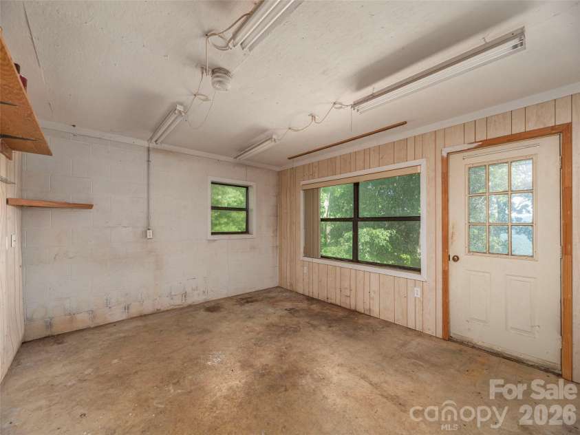 1575 Red Maple Drive, Waynesville, NC 28785.  MLS# CAR4397209, YatesRealty ID 39528. 