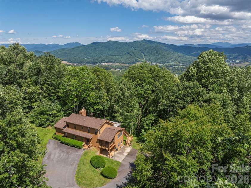 1575 Red Maple Drive, Waynesville, NC 28785.  MLS# CAR4397209, YatesRealty ID 39528. 