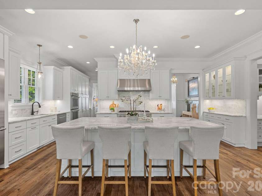 630 James Alexander Way, Davidson, NC 28036.  MLS# CAR4400382, YatesRealty ID 39529. 