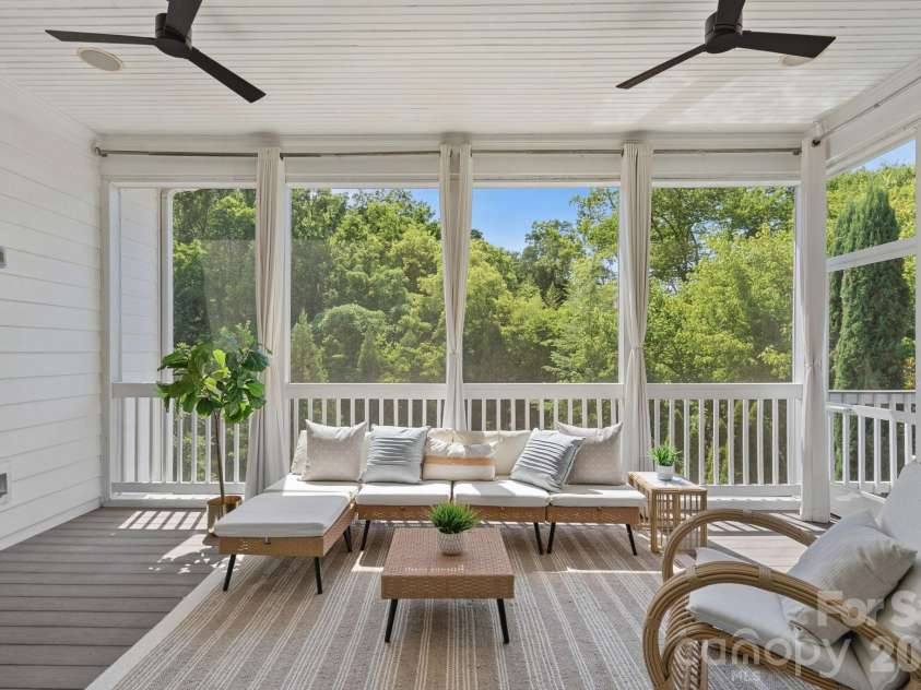 630 James Alexander Way, Davidson, NC 28036.  MLS# CAR4400382, YatesRealty ID 39529. 