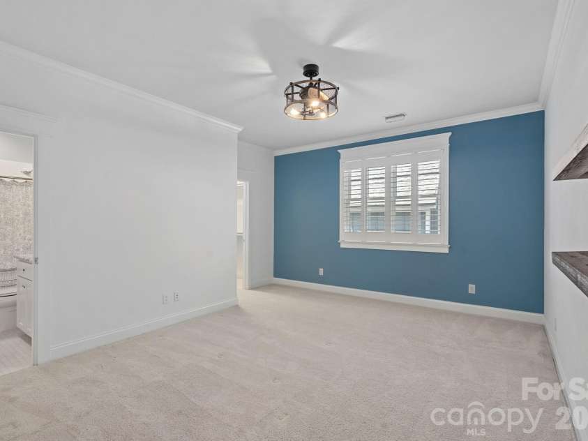 630 James Alexander Way, Davidson, NC 28036.  MLS# CAR4400382, YatesRealty ID 39529. 