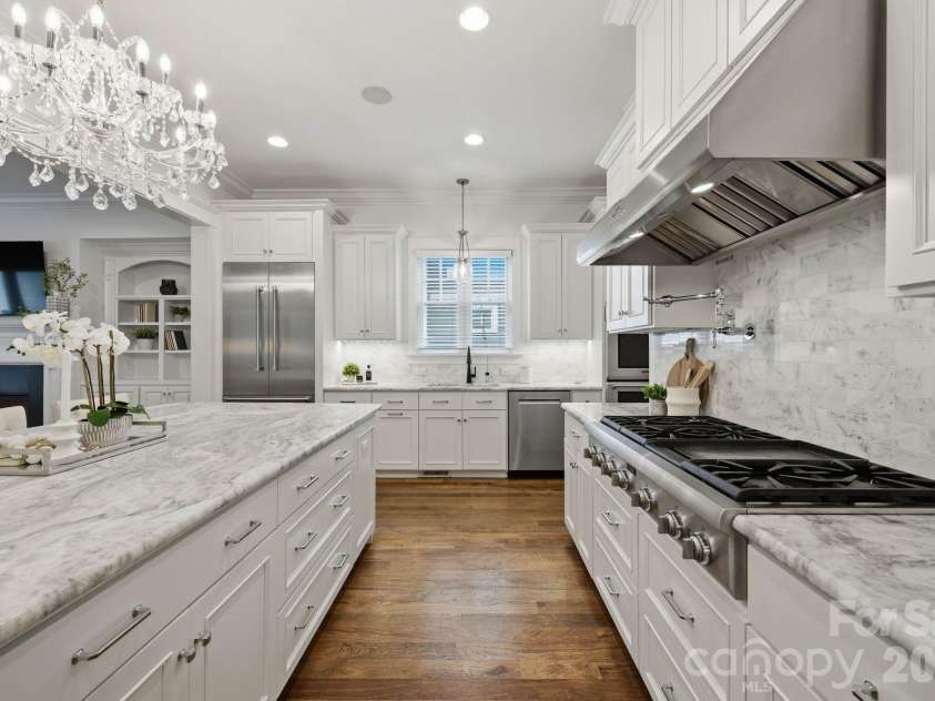 630 James Alexander Way, Davidson, NC 28036.  MLS# CAR4400382, YatesRealty ID 39529. 
