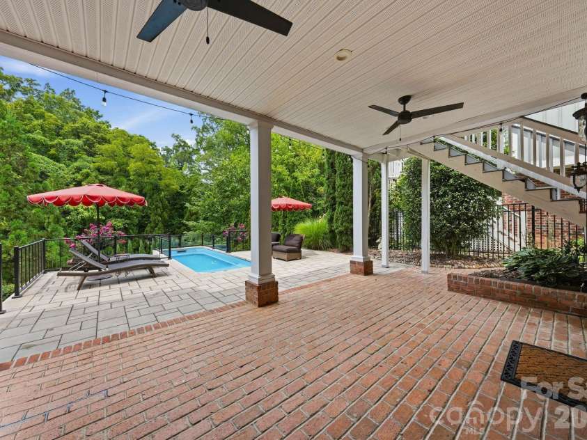 630 James Alexander Way, Davidson, NC 28036.  MLS# CAR4400382, YatesRealty ID 39529. 