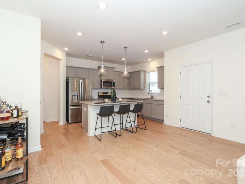 336 Abington Street, Matthews, NC 28104.  MLS# CAR4234511, YatesRealty ID 3953. 