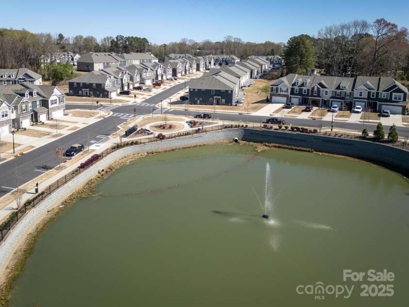 336 Abington Street, Matthews, NC 28104.  MLS# CAR4234511, YatesRealty ID 3953. 