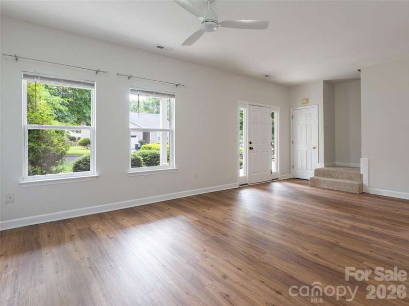 23 Scottish Circle, Asheville, NC 28803.  MLS# CAR4405916, YatesRealty ID 39530. 