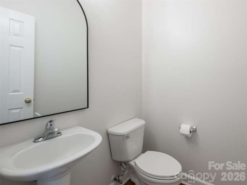 23 Scottish Circle, Asheville, NC 28803.  MLS# CAR4405916, YatesRealty ID 39530. 