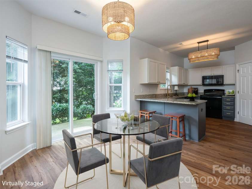 23 Scottish Circle, Asheville, NC 28803.  MLS# CAR4405916, YatesRealty ID 39530. 