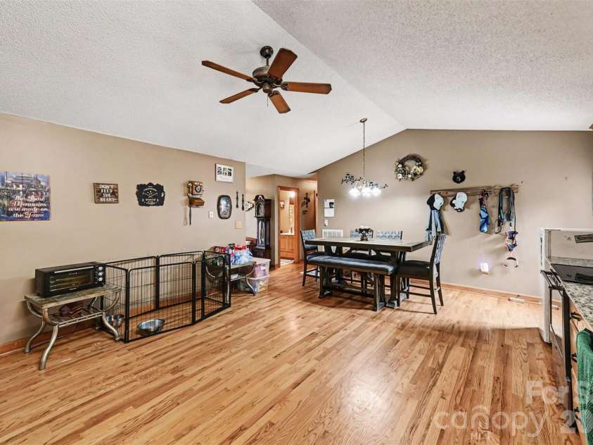 3999 Fincher Road, Matthews, NC 28104.  MLS# CAR4403875, YatesRealty ID 39532. 
