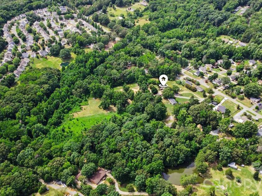 3999 Fincher Road, Matthews, NC 28104.  MLS# CAR4403875, YatesRealty ID 39532. 