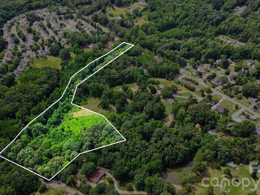 3999 Fincher Road, Matthews, NC 28104.  MLS# CAR4403875, YatesRealty ID 39532. 