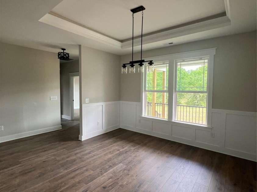 1879 Shiloh Road, Claremont, NC 28610.  MLS# CAR4406276, YatesRealty ID 39533. Dining