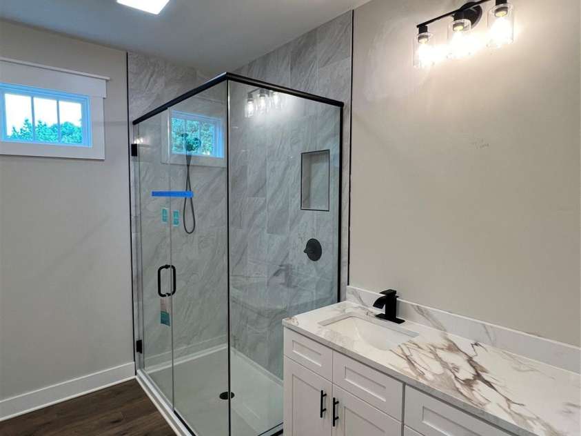 1879 Shiloh Road, Claremont, NC 28610.  MLS# CAR4406276, YatesRealty ID 39533. Primary Bath