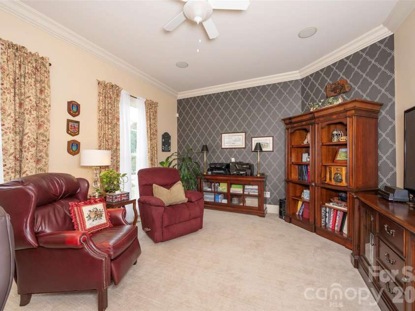 310 James Way, Bermuda Run, NC 27006.  MLS# CAR4406410, YatesRealty ID 39534. 