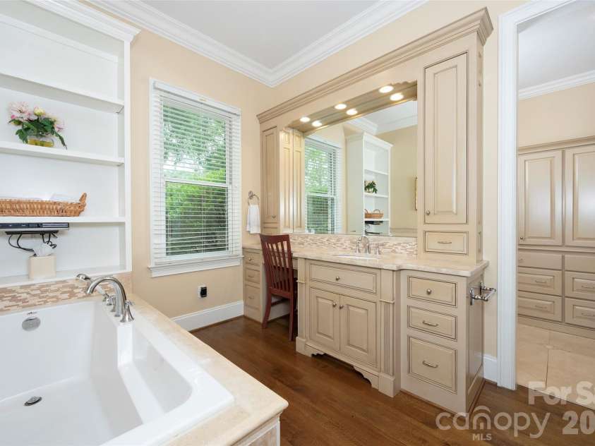 310 James Way, Bermuda Run, NC 27006.  MLS# CAR4406410, YatesRealty ID 39534. Primary Bathroom