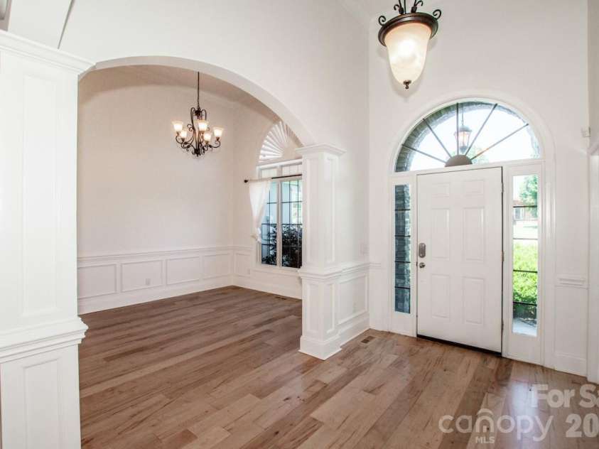 131 Gibbs Road, Mooresville, NC 28117.  MLS# CAR4387694, YatesRealty ID 39537. Formal Dining/Flex space
