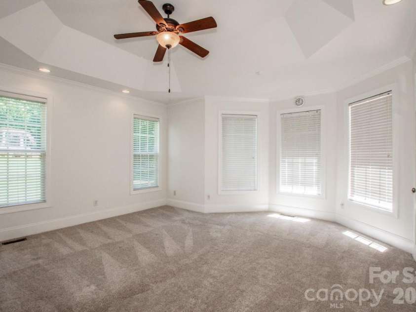 131 Gibbs Road, Mooresville, NC 28117.  MLS# CAR4387694, YatesRealty ID 39537. Primary Suite