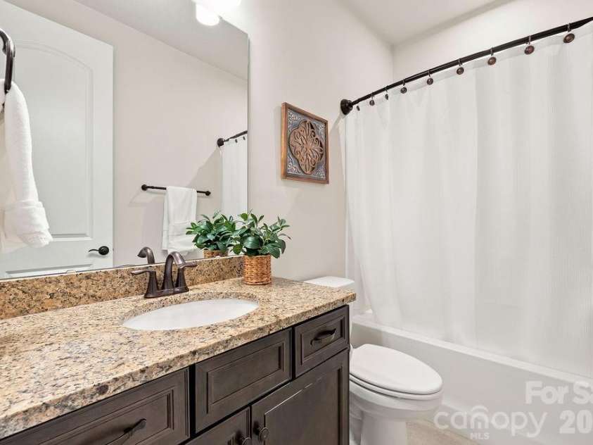 9427 Liberty Hill Drive, Charlotte, NC 28227.  MLS# CAR4406452, YatesRealty ID 39538. 