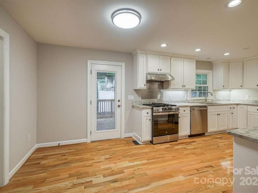 1026 Wellington Court, Lenoir, NC 28645.  MLS# CAR4296035, YatesRealty ID 3954. 