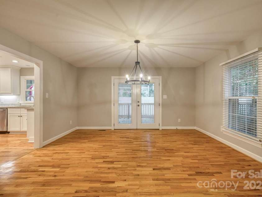 1026 Wellington Court, Lenoir, NC 28645.  MLS# CAR4296035, YatesRealty ID 3954. 