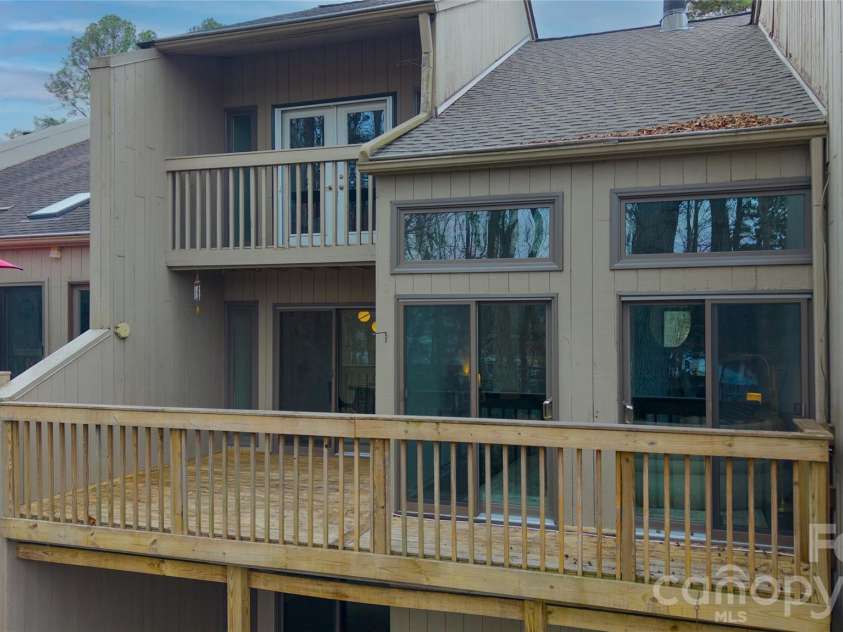 215 Riverview Terrace, Clover, SC 29710.  MLS# CAR4353494, YatesRealty ID 3954. 