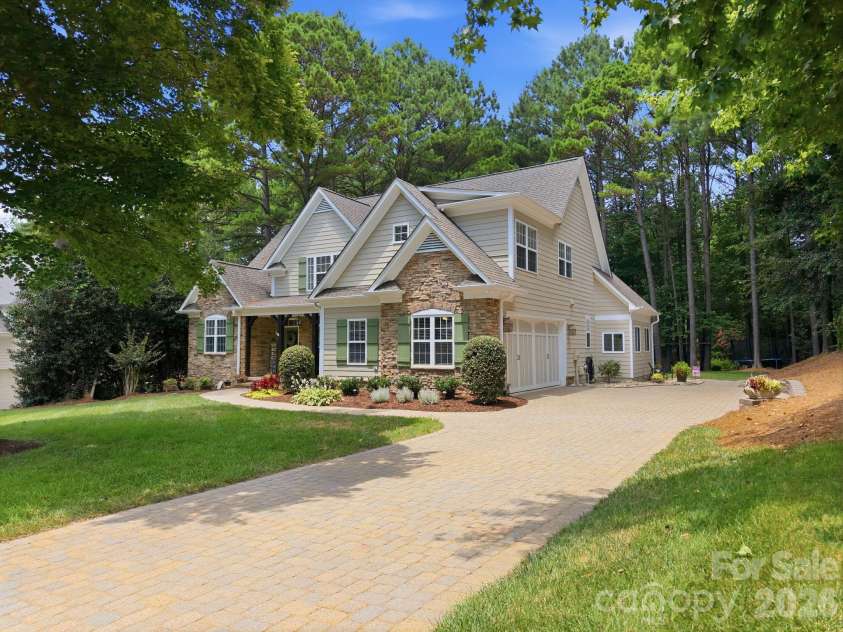240 Silvercliff Drive, Mount Holly, NC 28120.  MLS# CAR4402443, YatesRealty ID 39543. 