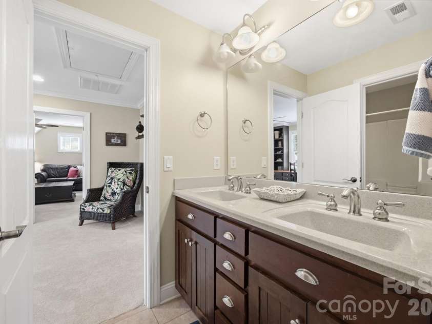 240 Silvercliff Drive, Mount Holly, NC 28120.  MLS# CAR4402443, YatesRealty ID 39543. 