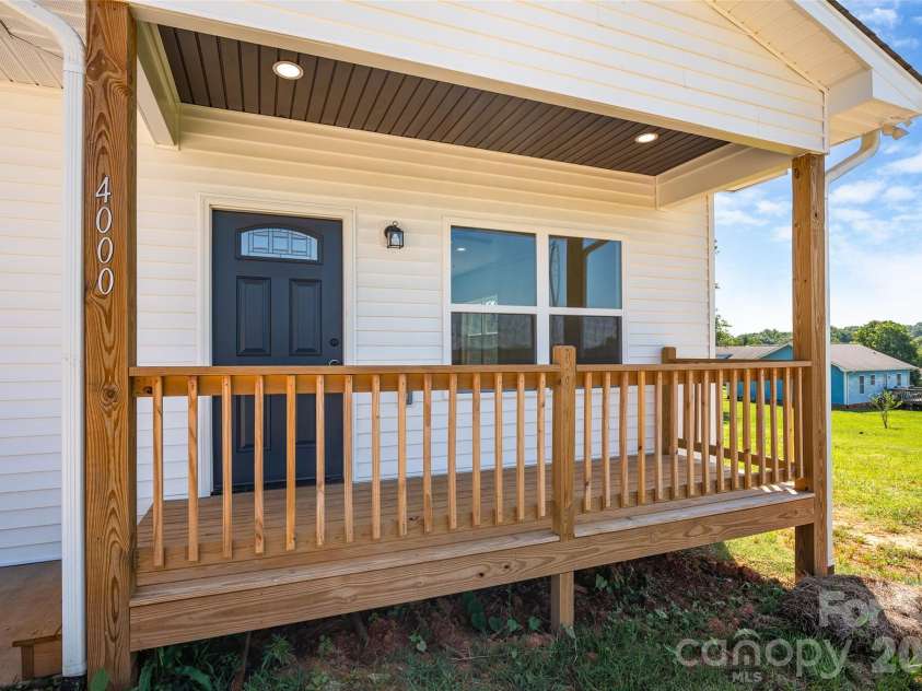 4000 Herman Sipe Road, Conover, NC 28613.  MLS# CAR4407218, YatesRealty ID 39549. 
