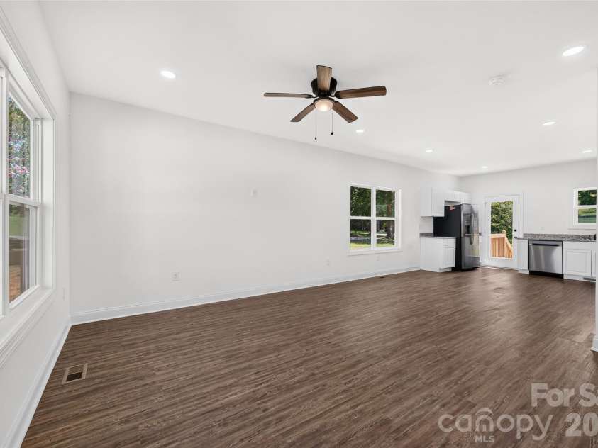 4000 Herman Sipe Road, Conover, NC 28613.  MLS# CAR4407218, YatesRealty ID 39549. 