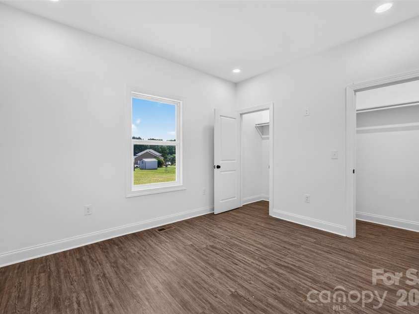 4000 Herman Sipe Road, Conover, NC 28613.  MLS# CAR4407218, YatesRealty ID 39549. 