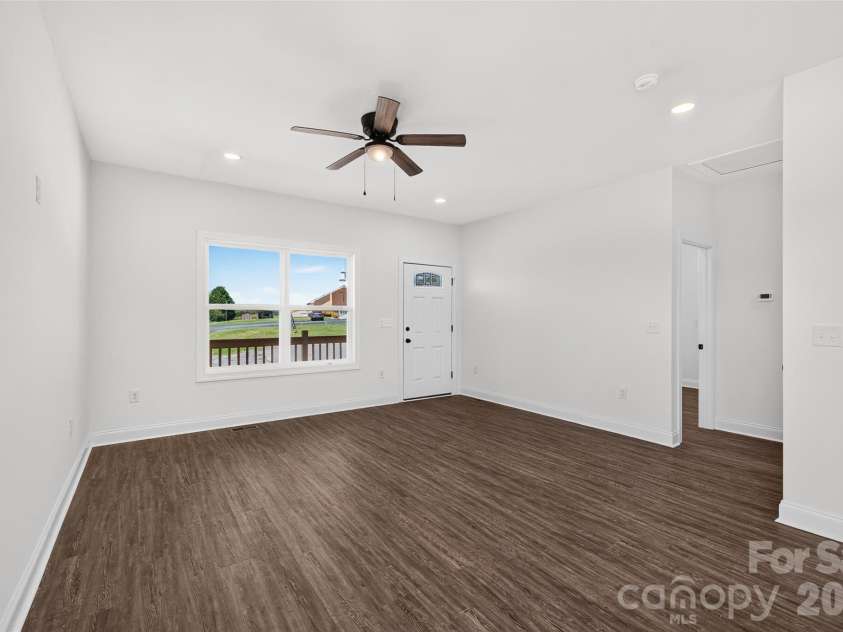 4000 Herman Sipe Road, Conover, NC 28613.  MLS# CAR4407218, YatesRealty ID 39549. 