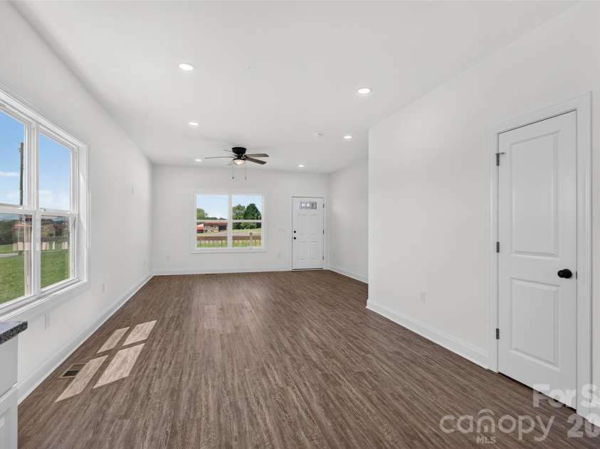 4000 Herman Sipe Road, Conover, NC 28613.  MLS# CAR4407218, YatesRealty ID 39549. 