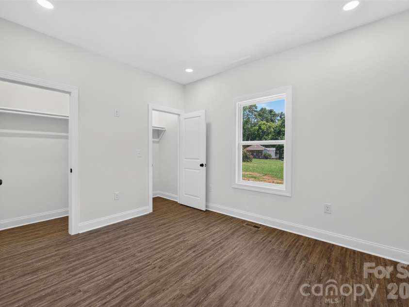4000 Herman Sipe Road, Conover, NC 28613.  MLS# CAR4407218, YatesRealty ID 39549. 