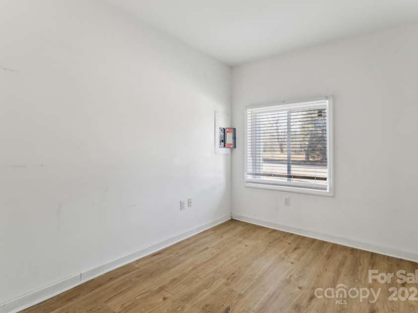 128 Rowan Mill Road, Salisbury, NC 28147.  MLS# CAR4214000, YatesRealty ID 3955. 