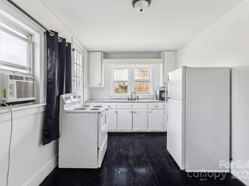 128 Rowan Mill Road, Salisbury, NC 28147.  MLS# CAR4214000, YatesRealty ID 3955. 